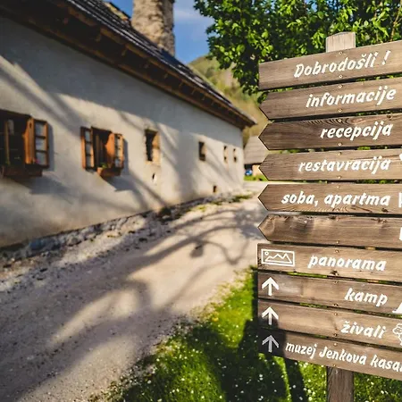 مزرعة للإقامة Tourist Farm Senkova Domacija زغورنجي جيزرسكو