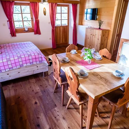 Tourist Farm Senkova Domacija ゴレンスカ地方