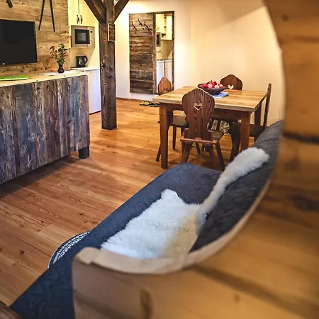 Tourist Farm Senkova Domacija ファームステイ *