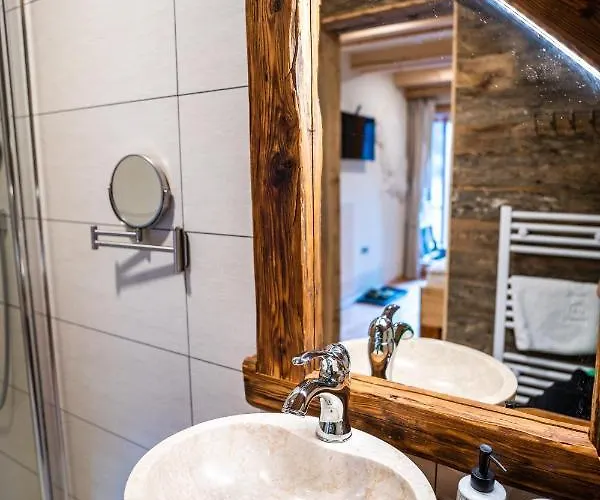 Tourist Farm Senkova Domacija زغورنجي جيزرسكو