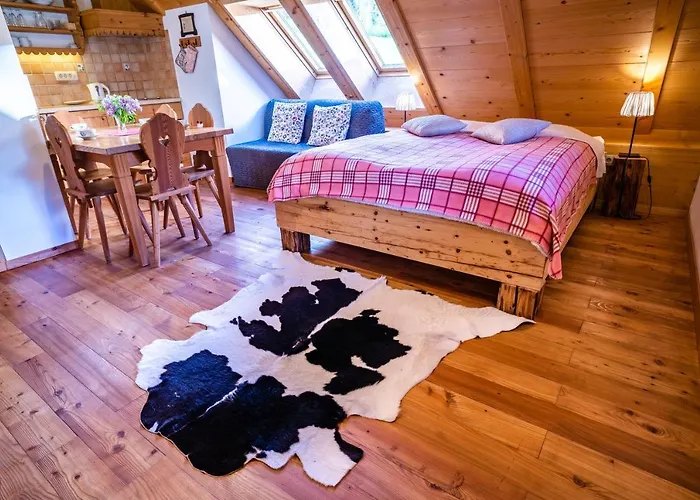 Tourist Farm Senkova Domacija בית חווה *