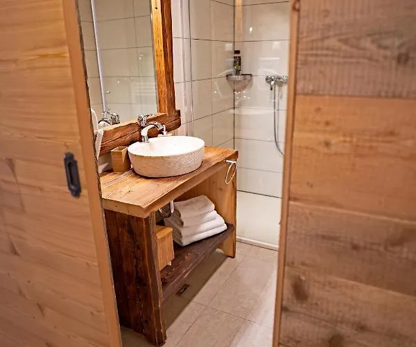 Tourist Farm Senkova Domacija Farm stay Zgornje Jezersko